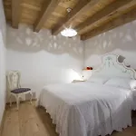 Semesterbostad Casa Ursic Scrittore *