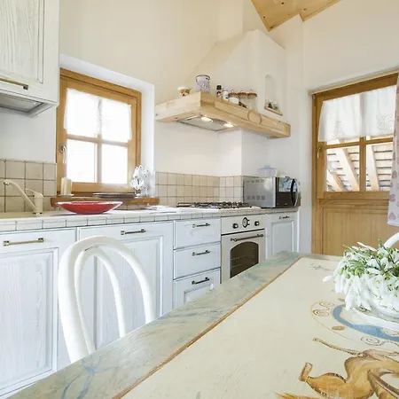 Casa Ursic Scrittore Grimacco