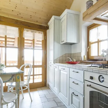 Semesterbostad Casa Ursic Scrittore
