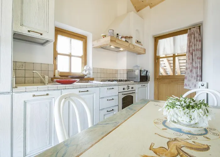 Casa Ursic Scrittore Grimacco