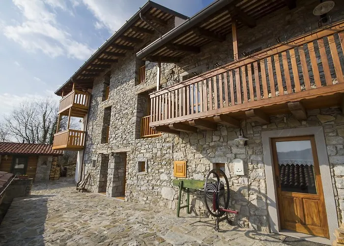 Holiday home Casa Ursic Grimacco