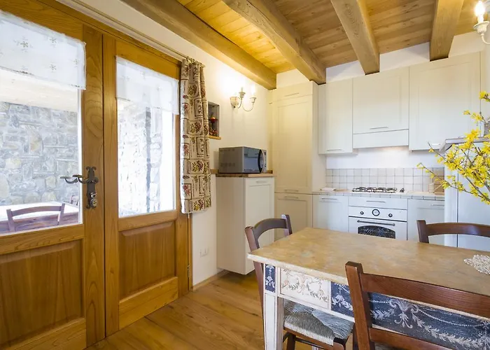 Casa Ursic Scrittore Grimacco